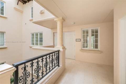 Купить кондоминиум в Майами-Бич, Флорида 3 спальни, 190.36м2, № 2012590 - фото 4