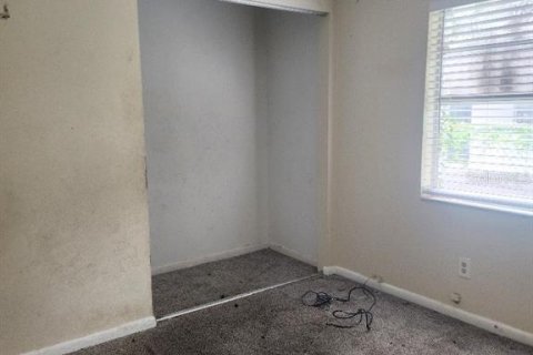 House in Tampa, Florida 3 bedrooms, 133.22 sq.m. № 2394114 - photo 12