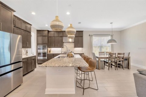 Casa en venta en Wesley Chapel, Florida, 5 dormitorios, 374.67 m2 № 1912742 - foto 16