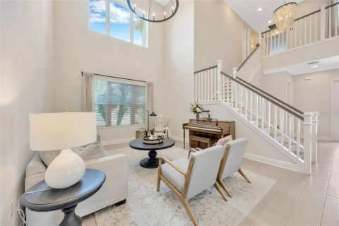 Casa en venta en Wesley Chapel, Florida, 5 dormitorios, 374.67 m2 № 1912742 - foto 9