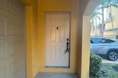 Adosado en Lighthouse Point, Florida 2 dormitorios, 132.85 m2 № 2250434