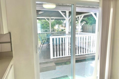 Casa en alquiler en Holiday, Florida, 2 dormitorios, 75.81 m2 № 1918125 - foto 10