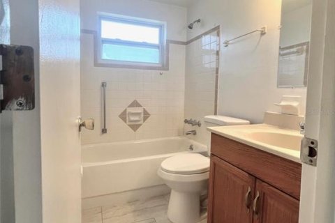 Casa en alquiler en Holiday, Florida, 2 dormitorios, 75.81 m2 № 1918125 - foto 26