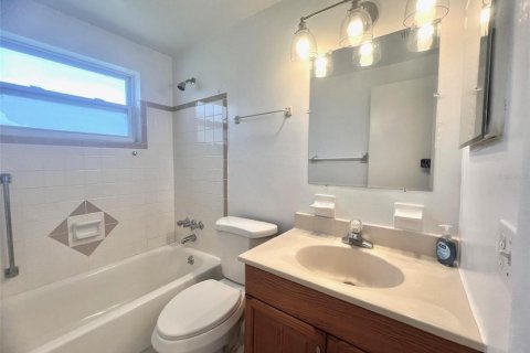 Casa en alquiler en Holiday, Florida, 2 dormitorios, 75.81 m2 № 1918125 - foto 27