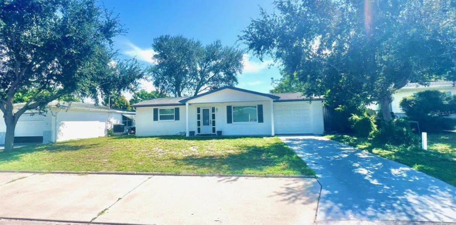 Casa en Holiday, Florida 2 dormitorios, 75.81 m2 № 1918125