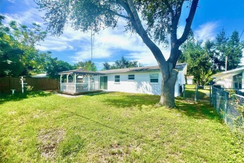 Casa en alquiler en Holiday, Florida, 2 dormitorios, 75.81 m2 № 1918125 - foto 14