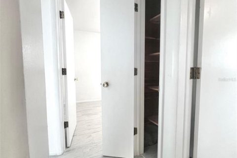Casa en alquiler en Holiday, Florida, 2 dormitorios, 75.81 m2 № 1918125 - foto 29
