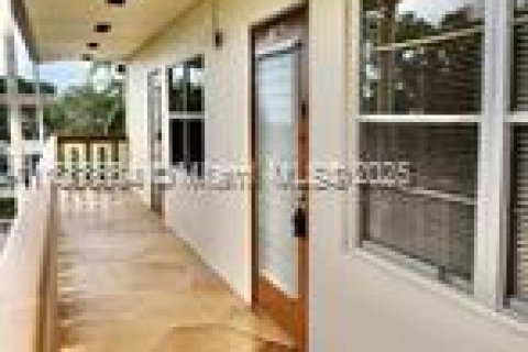 Купить кондоминиум в Бока-Ратон, Флорида 1 спальня, 66.89м2, № 2021227 - фото 3