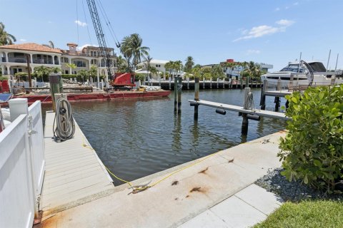 Copropriété à vendre à Fort Lauderdale, Floride: 2 chambres, 121.24 m2 № 2439197 - photo 3