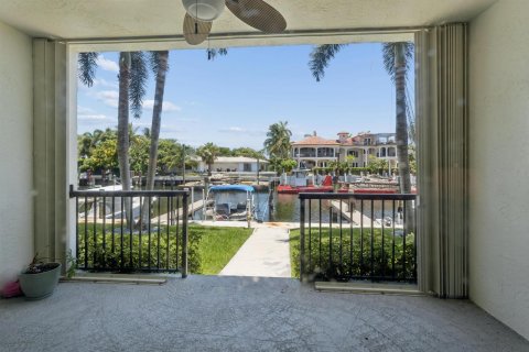 Copropriété à vendre à Fort Lauderdale, Floride: 2 chambres, 121.24 m2 № 2439197 - photo 4