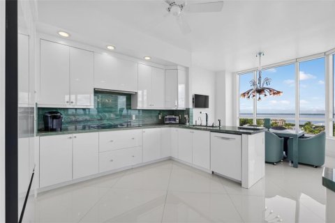 Condo in Longboat Key, Florida, 3 bedrooms  № 2414112 - photo 20