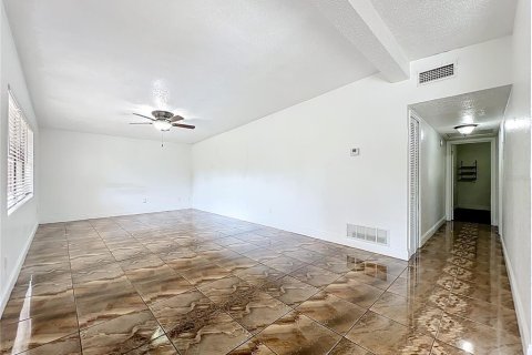 Купить виллу или дом в Орландо, Флорида 8 комнат, 164.25м2, № 1853567 - фото 21