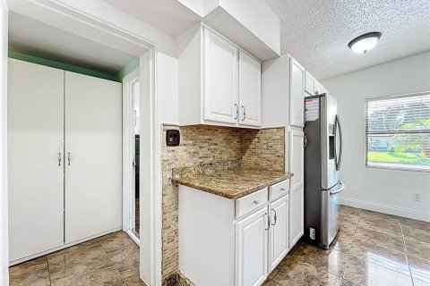 Купить виллу или дом в Орландо, Флорида 8 комнат, 164.25м2, № 1853567 - фото 19