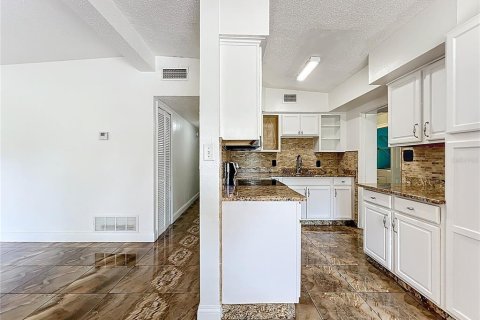 Купить виллу или дом в Орландо, Флорида 8 комнат, 164.25м2, № 1853567 - фото 16