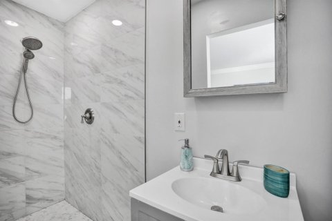 Condominio en venta en Fort Lauderdale, Florida, 2 dormitorios, 78.97 m2 № 2420852 - foto 14