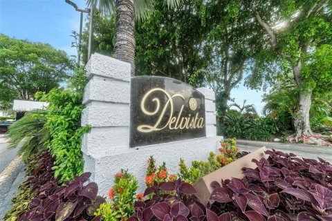 Condominio en venta en Aventura, Florida, 2 dormitorios, 114.73 m2 № 1994417 - foto 1