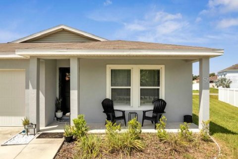 House in Kissimmee, Florida 4 bedrooms, 153.29 sq.m. № 1827989 - photo 2