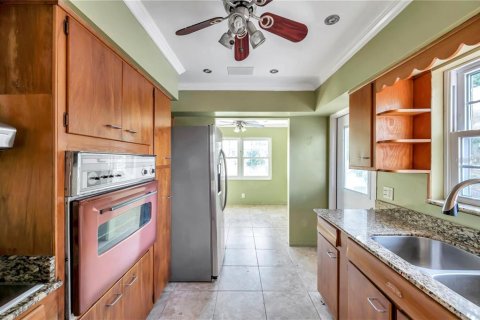 Immobilier commercial à vendre à Gulfport, Floride: 5 chambres, 250.84 m2 № 2427433 - photo 15