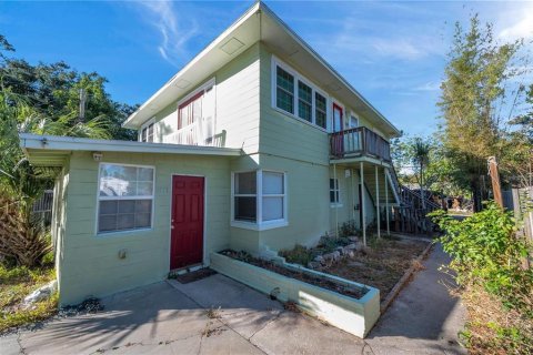 Immobilier commercial à vendre à Gulfport, Floride: 5 chambres, 250.84 m2 № 2427433 - photo 2