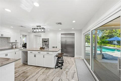 Villa ou maison à vendre à Bradenton, Floride: 4 chambres, 325.53 m2 № 2141857 - photo 18