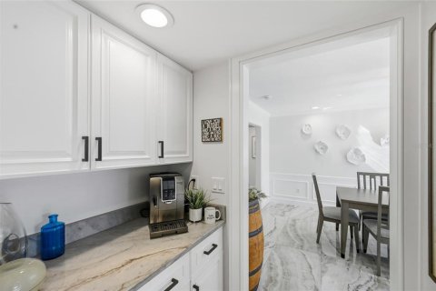 Villa ou maison à vendre à Bradenton, Floride: 4 chambres, 325.53 m2 № 2141857 - photo 24
