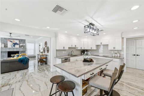Villa ou maison à vendre à Bradenton, Floride: 4 chambres, 325.53 m2 № 2141857 - photo 20