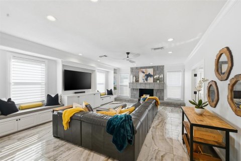 Villa ou maison à vendre à Bradenton, Floride: 4 chambres, 325.53 m2 № 2141857 - photo 13