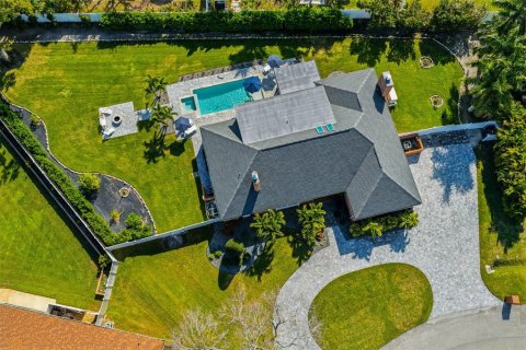 Casa en Bradenton, Florida 4 dormitorios, 325.53 m2 № 2141857