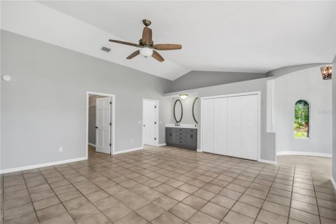 Villa ou maison à vendre à Kissimmee, Floride: 4 chambres, 343.46 m2 № 1869059 - photo 17