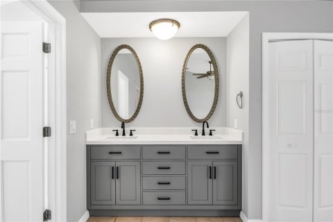 Villa ou maison à vendre à Kissimmee, Floride: 4 chambres, 343.46 m2 № 1869059 - photo 21