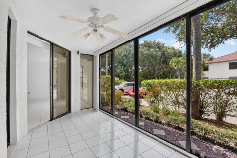 Condo in Boynton Beach, Florida, 3 bedrooms № 2249513 - photo 25