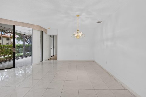 Condo in Boynton Beach, Florida, 3 bedrooms № 2249513 - photo 7
