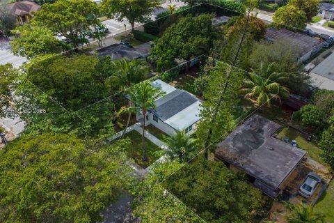 Villa ou maison à vendre à North Miami, Floride: 3 chambres, 99.87 m2 № 2019532 - photo 5