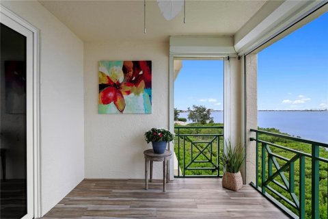 Copropriété à vendre à Saint Petersburg, Floride: 2 chambres, 140.28 m2 № 2401169 - photo 4