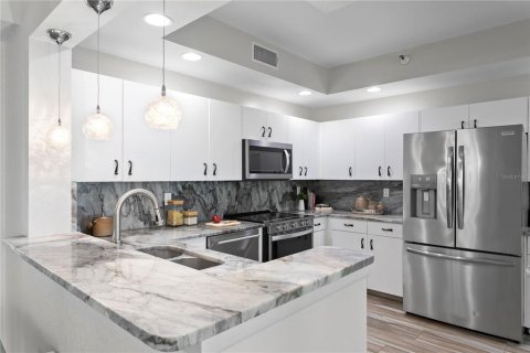 Copropriété à vendre à Saint Petersburg, Floride: 2 chambres, 140.28 m2 № 2401169 - photo 22