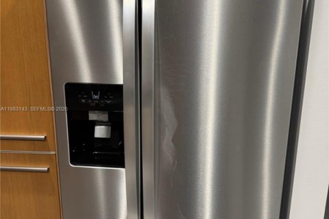 Appartement à louer à Miami, Floride: 2 chambres, 101.08 m2 № 2044811 - photo 10