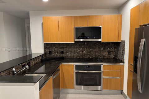 Appartement à louer à Miami, Floride: 2 chambres, 101.08 m2 № 2044811 - photo 5