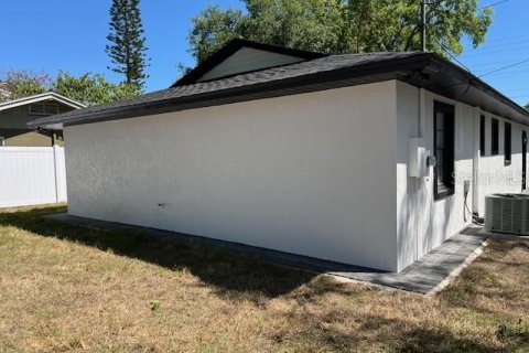 Casa en venta en Orlando, Florida, 3 dormitorios, 143.63 m2 № 2151958 - foto 4