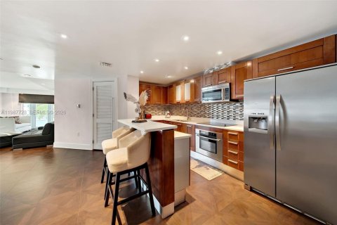 Купить кондоминиум в Майами-Бич, Флорида 2 спальни, 134.34м2, № 2048950 - фото 3