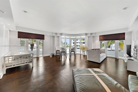 Купить кондоминиум в Майами-Бич, Флорида 2 спальни, 134.34м2, № 2048950 - фото 4