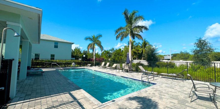 Townhouse in Stuart, Florida 3 bedrooms, 137.96 sq.m. № 1226951