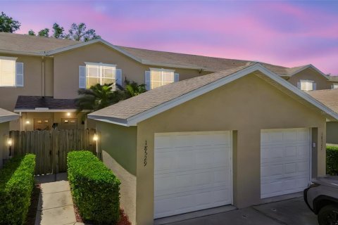 Touwnhouse à vendre à Tampa, Floride: 2 chambres, 115.38 m2 № 2092680 - photo 2