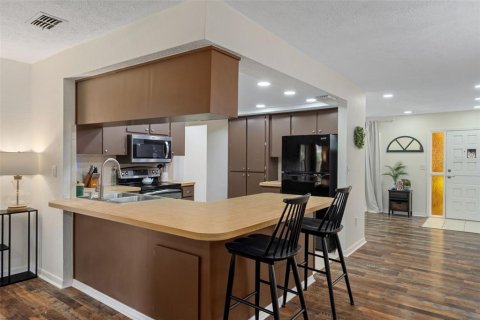 House in Hudson, Florida 2 bedrooms, 147.53 sq.m. № 1853011 - photo 14
