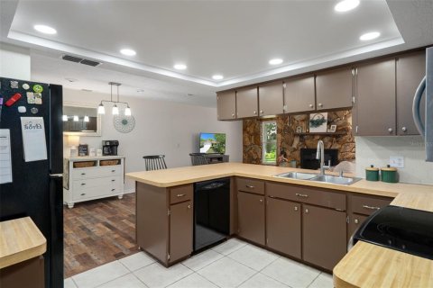 House in Hudson, Florida 2 bedrooms, 147.53 sq.m. № 1853011 - photo 16