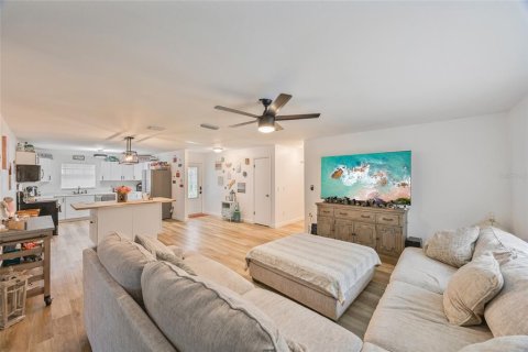Casa en venta en Seffner, Florida, 3 dormitorios, 148.36 m2 № 1893893 - foto 11
