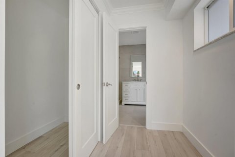 Villa ou maison à louer à Fort Lauderdale, Floride: 3 chambres, 177.16 m2 № 2188743 - photo 19