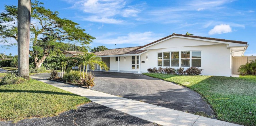 Villa ou maison à Fort Lauderdale, Floride 3 chambres, 177.16 m2 № 2188743