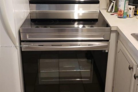 Снять в аренду кондоминиум в Уэст-Палм-Бич, Флорида 1 спальня, 60.01м2, № 2057093 - фото 29