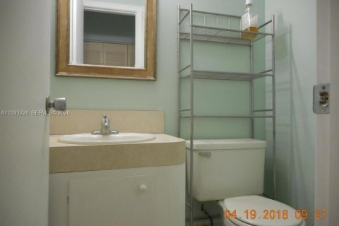 Снять в аренду кондоминиум в Уэст-Палм-Бич, Флорида 1 спальня, 60.01м2, № 2057093 - фото 3