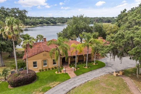 Villa ou maison à Eustis, Floride 4 chambres, 568.65 m2 № 2097082